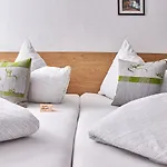 Post Hotel