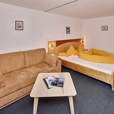 Post 3* Заутенс